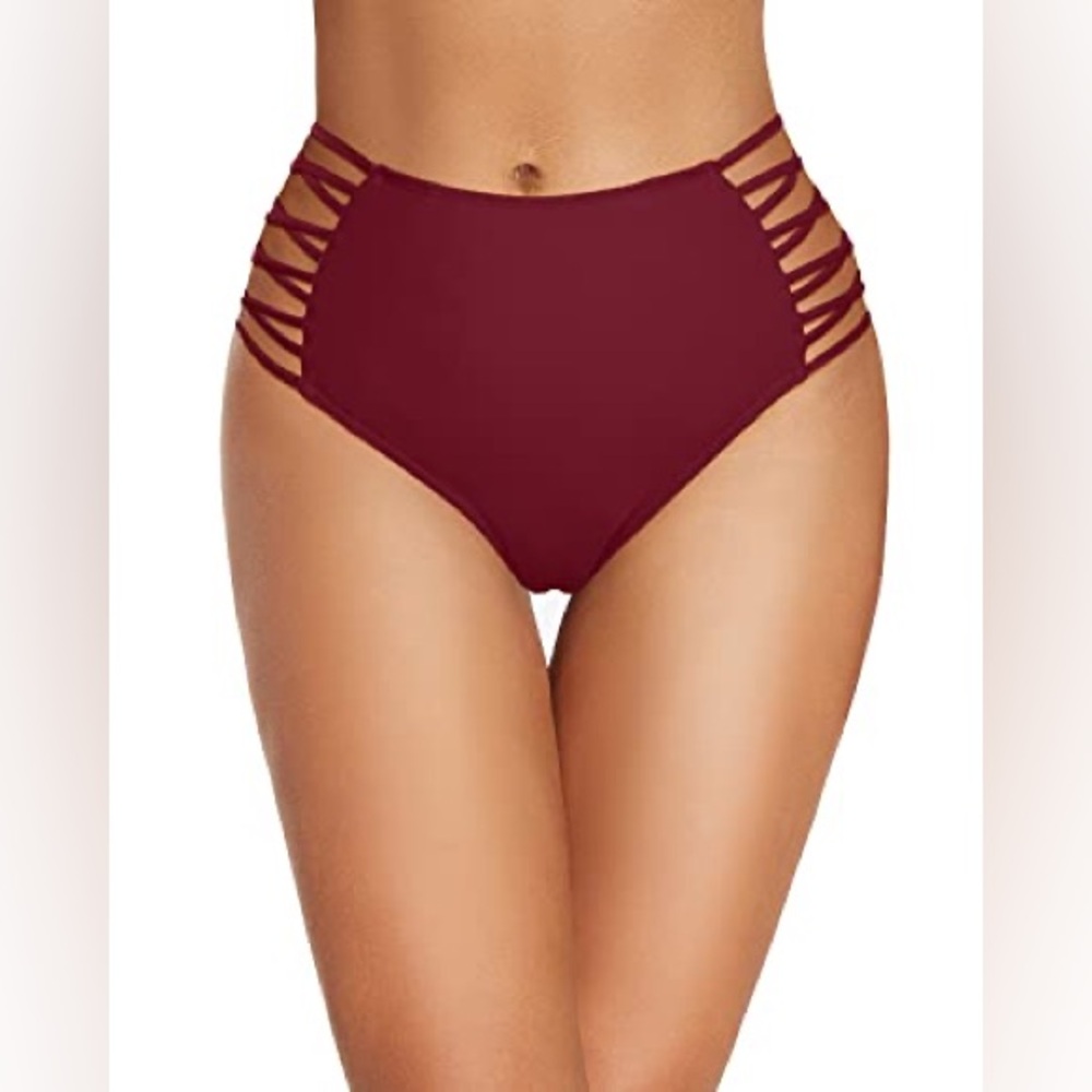 PINK || By Victoria’s Secret High waisted bikini bottom
Size small